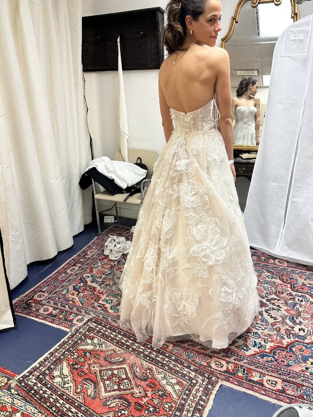 Watters Arien Wedding Gown Size 6 & 14 - Picture 11 of 16